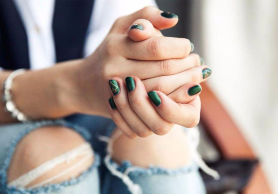 كيف تكشف طريقة تشبيك الأصابع عن طبيعة الشخصية؟ صورة رقم 5 كيف تكشف طريقة تشبيك الأصابع عن طبيعة الشخصية؟ صورة رقم 5