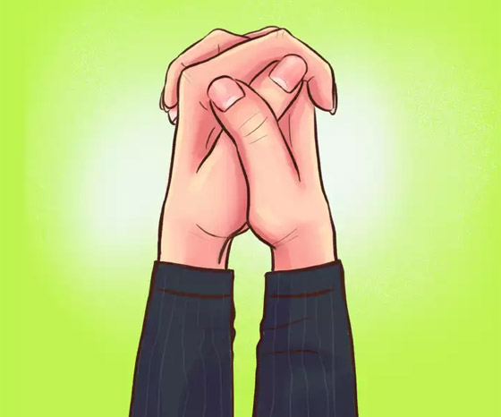 كيف تكشف طريقة تشبيك الأصابع عن طبيعة الشخصية؟ صورة رقم 3 كيف تكشف طريقة تشبيك الأصابع عن طبيعة الشخصية؟ صورة رقم 3