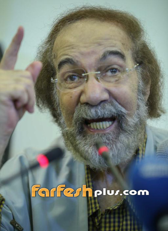 فيديو وصور.. دموع وذكريات النجوم في جنازة محمود ياسين صورة رقم 21