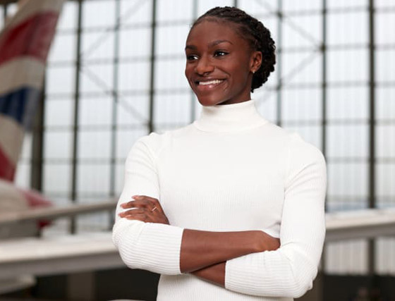 بالصور: شركة باربي تطلق دمية جديدة بشكل أسرع امرأة في بريطانيا صورة رقم 16