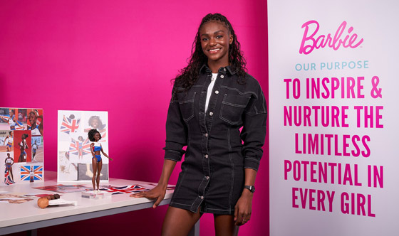 بالصور: شركة باربي تطلق دمية جديدة بشكل أسرع امرأة في بريطانيا صورة رقم 5