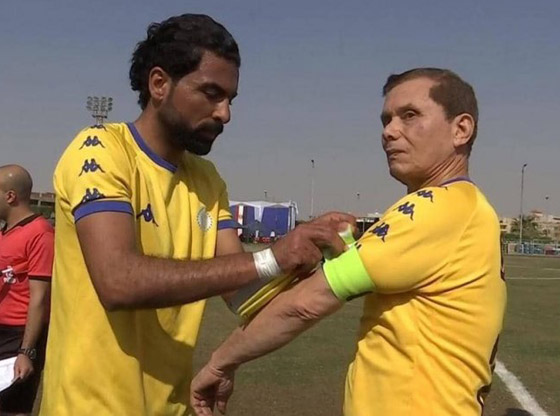 صورة رقم 6 - المصري عز الدين بهادر: أكبر لاعب كرة قدم محترف في العالم صورة رقم 6 - المصري عز الدين بهادر: أكبر لاعب كرة قدم محترف في العالم