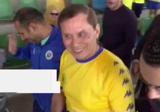 صورة رقم 7 - المصري عز الدين بهادر: أكبر لاعب كرة قدم محترف في العالم صورة رقم 7 - المصري عز الدين بهادر: أكبر لاعب كرة قدم محترف في العالم