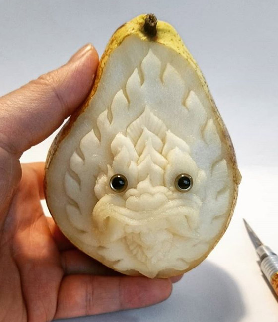 بالصور: طباخ ياباني محترف ينحت من الطعام قطع فنية خيالية صورة رقم 11