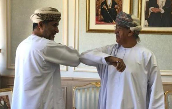 كيف غيّر فيروس كورونا عادات التحية وطرق المصافحة حول العالم؟ صورة رقم 4