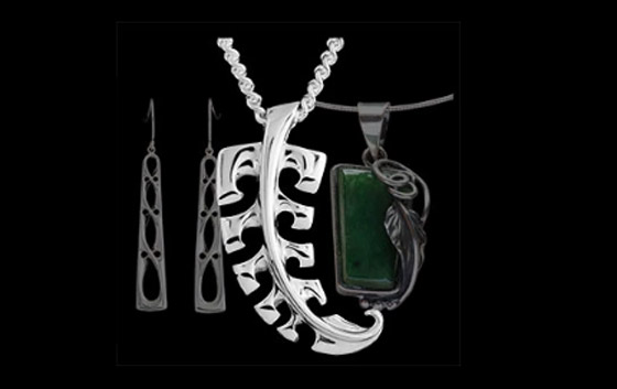 فنان أقام متحفا غريبا يحوي منحوتات من مئات العظام والجماجم   صورة رقم 5