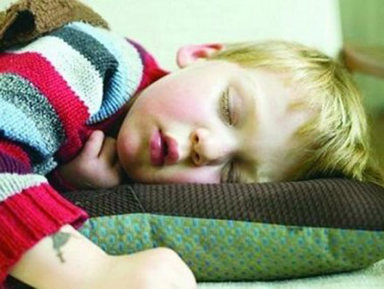 12 نصيحة ستسهل عليك معاناة إيقاظ أطفالك في الصباح صورة رقم 3