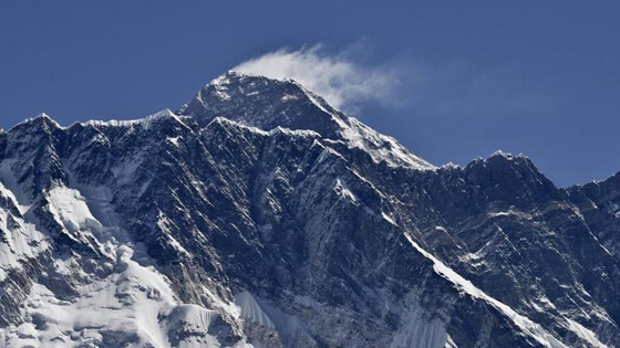 قمة صخرية رسوبية.. جبل إفرست أعلى قمة في العالم! صور صورة رقم 5