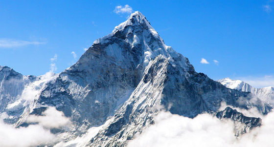 قمة صخرية رسوبية.. جبل إفرست أعلى قمة في العالم! صور صورة رقم 1