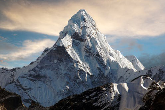قمة صخرية رسوبية.. جبل إفرست أعلى قمة في العالم! صور صورة رقم 7