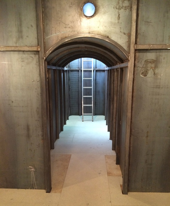 فيديو وصور.. بريطاني يتحصن من كورونا في مكان لا يخطر على بال! صورة رقم 19