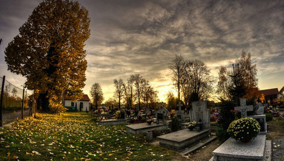 بلدة فرنسية تمنع الوفاة على أرضها في نهاية الأسبوع! صورة رقم 6