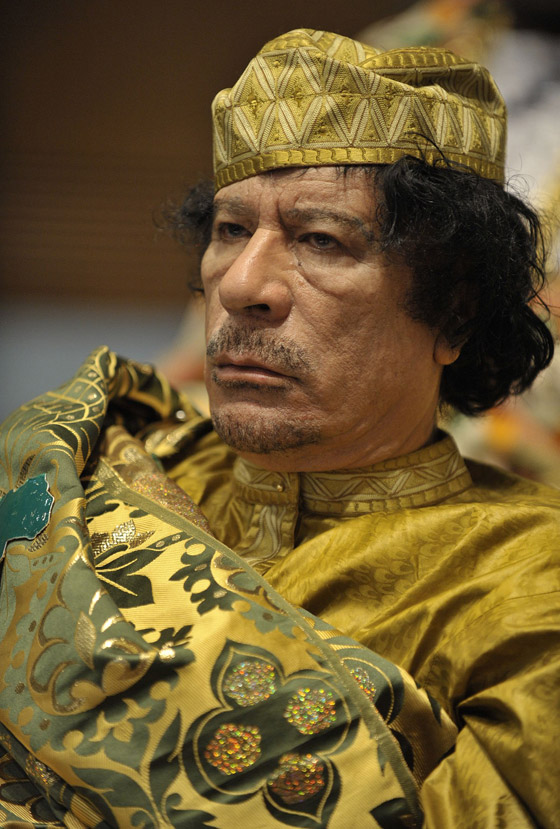 تعرفوا إلى 10 من أغرب الشخصيات السياسية والقادة والزعماء في العالم صورة رقم 5 تعرفوا إلى 10 من أغرب الشخصيات السياسية والقادة والزعماء في العالم صورة رقم 5