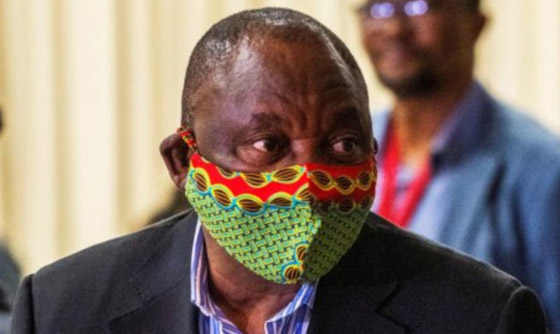 فيديو طريف: الكمامة تحرج رئيس جنوب إفريقيا.. وضعها علي عينيه! صورة رقم 3