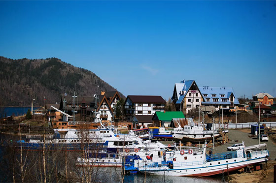 وسط جائحة كورونا.. بحيرة بايكال الروسية جميلة كعادتها! صور صورة رقم 12