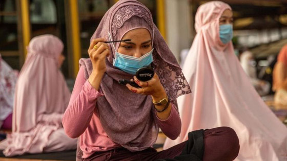 عيد الفطر 2020: المسلمون حول العالم يحتفلون رغم عدوى كورونا صورة رقم 4 عيد الفطر 2020: المسلمون حول العالم يحتفلون رغم عدوى كورونا صورة رقم 4