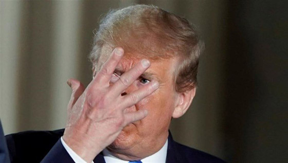 هدد المتظاهرون البيت الأبيض.. فهرع ترامب إلى 