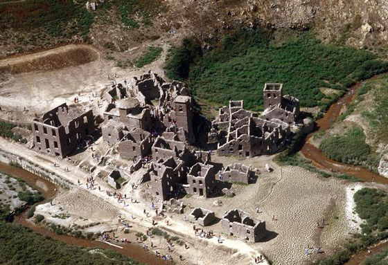 ظهور قرية (الأشباح الضائعة) بعد 63 عاما على اختفائها! صور صورة رقم 10