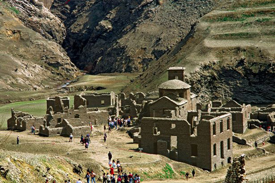 ظهور قرية (الأشباح الضائعة) بعد 63 عاما على اختفائها! صور صورة رقم 11