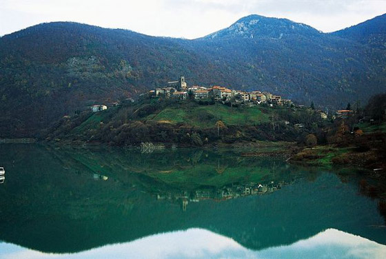 ظهور قرية (الأشباح الضائعة) بعد 63 عاما على اختفائها! صور صورة رقم 14