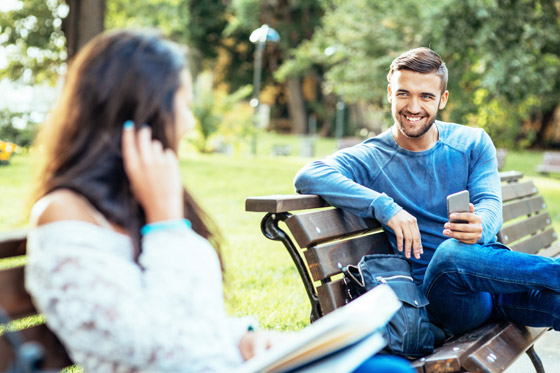 مرحة أم خجولة.. هكذا تتصرفين مع شريكك وفقًا لبرجك صورة رقم 1