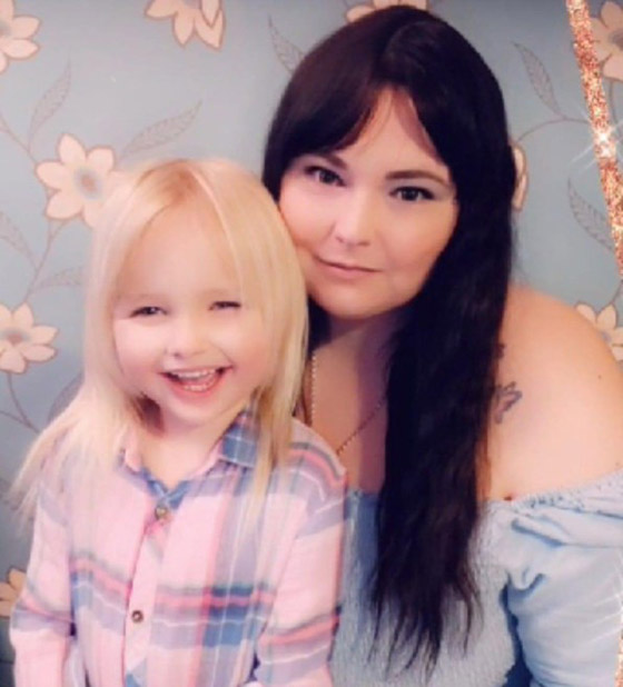 طفلة في السادسة من عمرها تتصل بالشرطة لاعتقال أمها.. لهذا السبب! صورة رقم 1