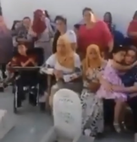 حفل داخل مقبرة في تونس يثير جدلا.. والسلطات تفتح تحقيقا! فيديو صورة رقم 4 حفل داخل مقبرة في تونس يثير جدلا.. والسلطات تفتح تحقيقا! فيديو صورة رقم 4