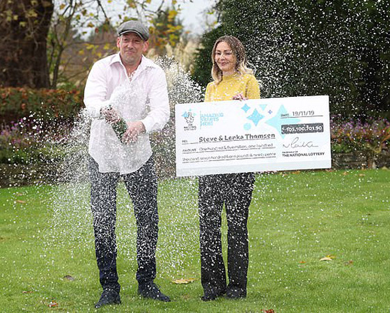 زوجان يفوزان بأكثر من 130 مليون دولار.. ويتصرفان بغرابة! صورة رقم 15