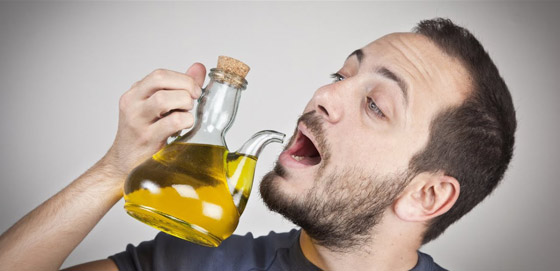 تعرّف على فوائد تناول زيت الزيتون على الريق صورة رقم 1