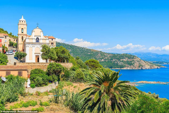 لعشّاق الراحة والهدوء والطبيعة... أجمل 14 قرية في فرنسا (صور) صورة رقم 13