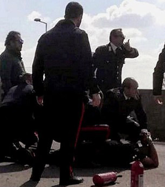 سجن سنغالي خطف 51 طالبا فمنعه طفل مصري من حرقهم في إيطاليا! صورة رقم 11 سجن سنغالي خطف 51 طالبا فمنعه طفل مصري من حرقهم في إيطاليا! صورة رقم 11