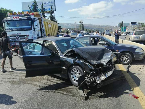 5 قتلى وجرحى بحادث سير مروع في لبنان بعد أن فقد سائق شاحنة سيطرته صورة رقم 14 5 قتلى وجرحى بحادث سير مروع في لبنان بعد أن فقد سائق شاحنة سيطرته صورة رقم 14