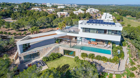 قصور وفيلات وشقق فاخرة... أفخم المنازل المعروضة للبيع حول العالم صورة رقم 1