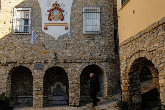 قرية إيطالية تنافس الفاتيكان.. هل ستصبح أصغر دولة في العالم؟ صورة رقم 1