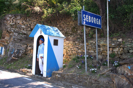 قرية إيطالية تنافس الفاتيكان.. هل ستصبح أصغر دولة في العالم؟ صورة رقم 4