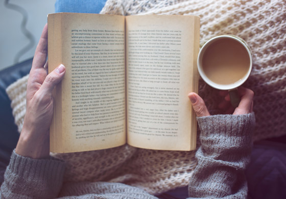 صورة رقم 1 - إليكم 12 حقيقة صادمة ومعلومات غريبة غير عادية عن القراءة! صورة رقم 1 - إليكم 12 حقيقة صادمة ومعلومات غريبة غير عادية عن القراءة!