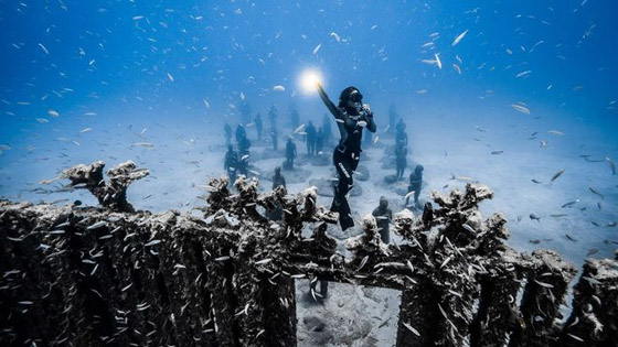 فيديو وصور: حقيقة الجدار الضخم الذي يحيط بالأرض بأكملها تحت الماء! صورة رقم 4