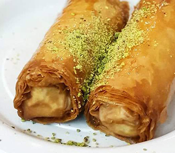 إليكم طريقة تحضير حلى زنود الست لأطيب ضيافة لعيد الأضحى صورة رقم 6 إليكم طريقة تحضير حلى زنود الست لأطيب ضيافة لعيد الأضحى صورة رقم 6