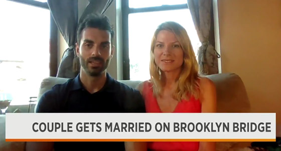 عابرة سبيل تخلد ذكرى زفاف زوجين في صورة نالت التعاطف والإعجاب! صورة رقم 6