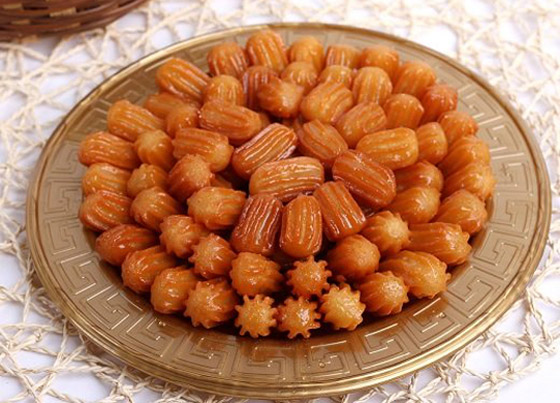سهلة وسريعة.. 6 خطوات لتحضير حلوى بلح الشام الطيب في المنزل صورة رقم 4 سهلة وسريعة.. 6 خطوات لتحضير حلوى بلح الشام الطيب في المنزل صورة رقم 4