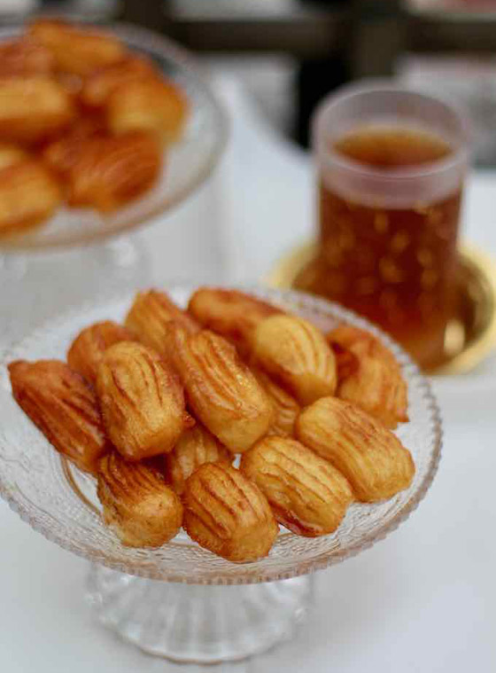 سهلة وسريعة.. 6 خطوات لتحضير حلوى بلح الشام الطيب في المنزل صورة رقم 7 سهلة وسريعة.. 6 خطوات لتحضير حلوى بلح الشام الطيب في المنزل صورة رقم 7