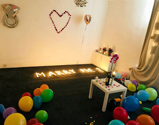 بالصور: أراد أن يفاجئها بطلب زواج رومانسي فوقعت الكارثة! صورة رقم 7