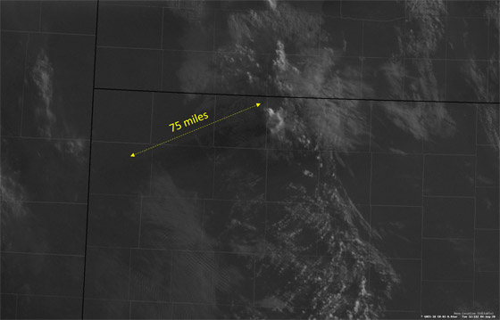 صورة مثيرة لعاصفة رعدية معزولة حجبت شروق الشمس بالكامل! صورة رقم 2