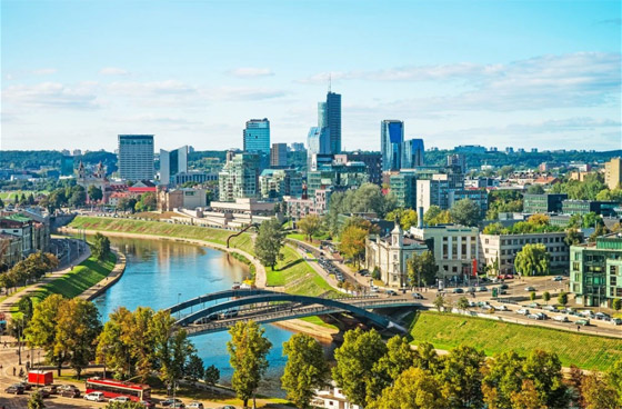 زيارة إلى المدينة التي تحولت إلى مقهى عملاق في الهواء الطلق! صور صورة رقم 15