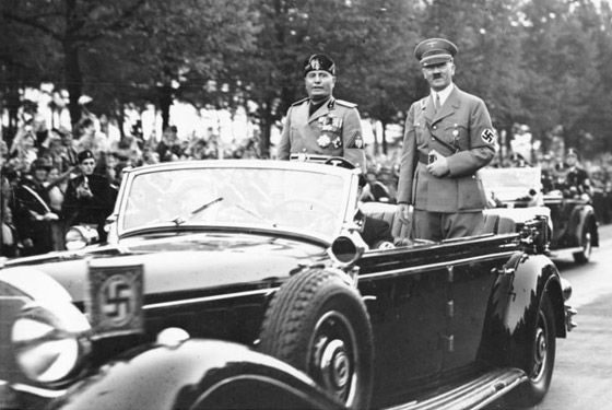 هتلر وموسوليني: اجتمعوا على الديكتاتورية وحب السيارات الفارهة! صورة رقم 23 هتلر وموسوليني: اجتمعوا على الديكتاتورية وحب السيارات الفارهة! صورة رقم 23