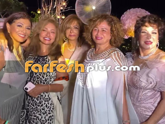 نجوم مصر يحتفلون بخطوبة ابنة مدحت العدل ويتعرضون لهجوم واسع! فيديو صورة رقم 4 نجوم مصر يحتفلون بخطوبة ابنة مدحت العدل ويتعرضون لهجوم واسع! فيديو صورة رقم 4