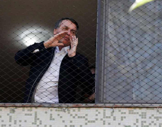رئيس البرازيل يهاجم صحفيا ويهدده بالضرب بعد سؤال محرج عن زوجته! صورة رقم 15 رئيس البرازيل يهاجم صحفيا ويهدده بالضرب بعد سؤال محرج عن زوجته! صورة رقم 15