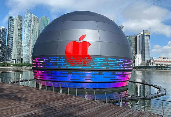 بالصور.. أول متجر يطفو على الماء لشركة آبل في العالم صورة رقم 9