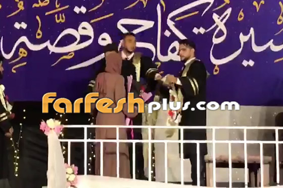أمي أكبر من كل الجامعة.. فيديو مؤثر لطالب فلسطيني خلال حفل التخرج صورة رقم 12 أمي أكبر من كل الجامعة.. فيديو مؤثر لطالب فلسطيني خلال حفل التخرج صورة رقم 12