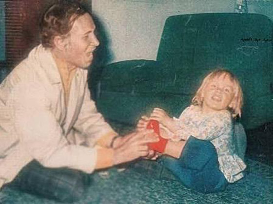 صور نادرة: شيرين رضا تشتاق إلى ابنتها نورعمرو دياب صورة رقم 8